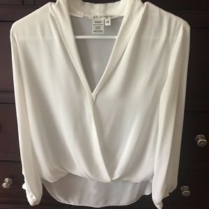 Women’s Max Studio dress shirt